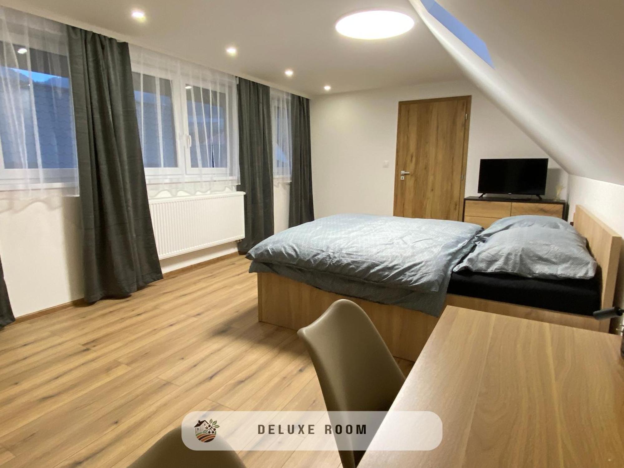 Apartmanovy Dom Visnove Екстер'єр фото
