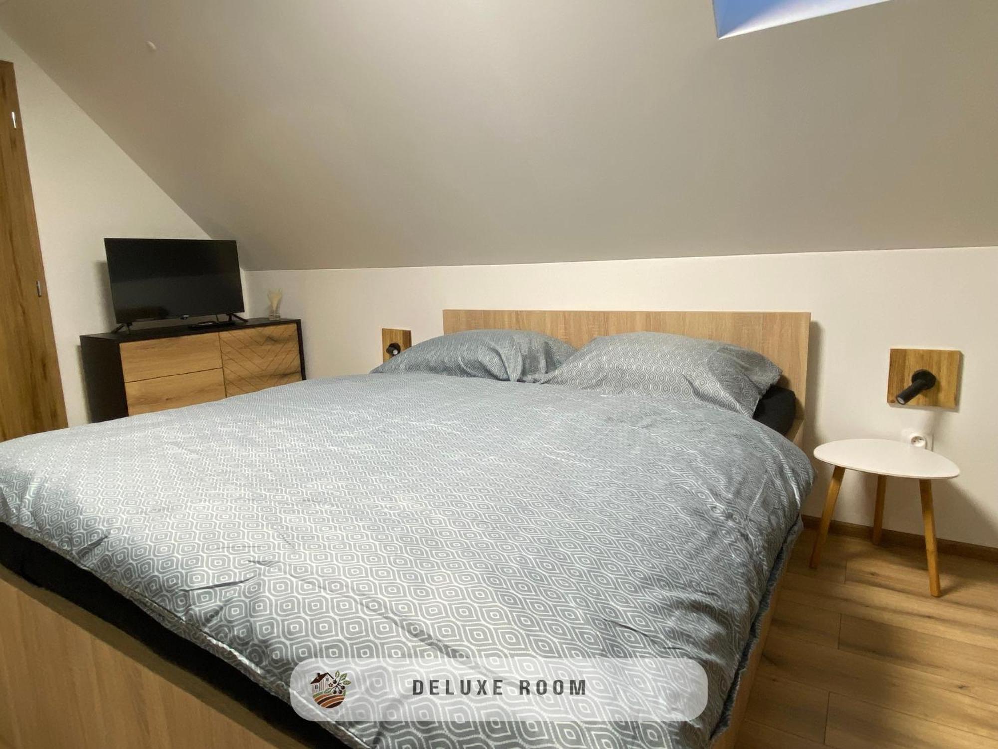 Apartmanovy Dom Visnove Екстер'єр фото