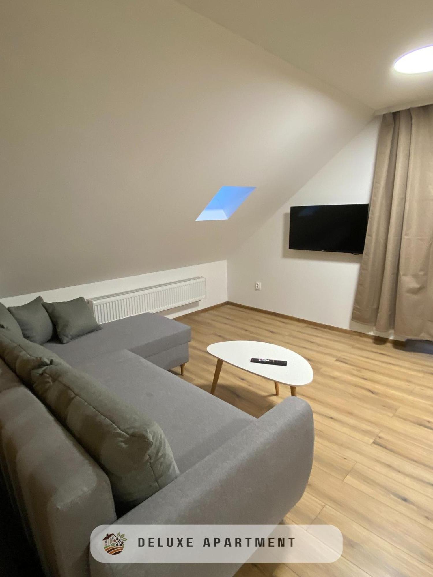 Apartmanovy Dom Visnove Екстер'єр фото