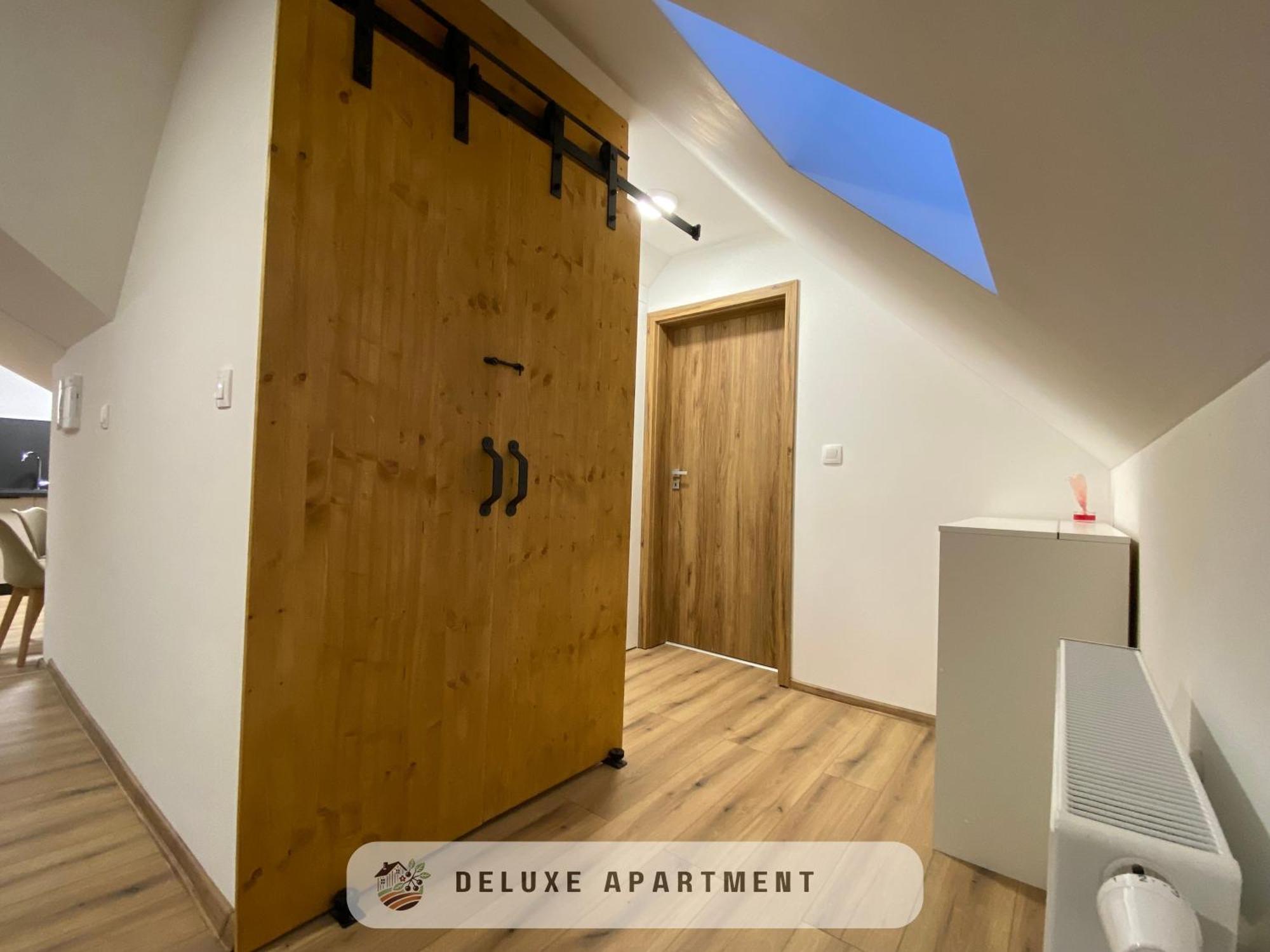 Apartmanovy Dom Visnove Екстер'єр фото