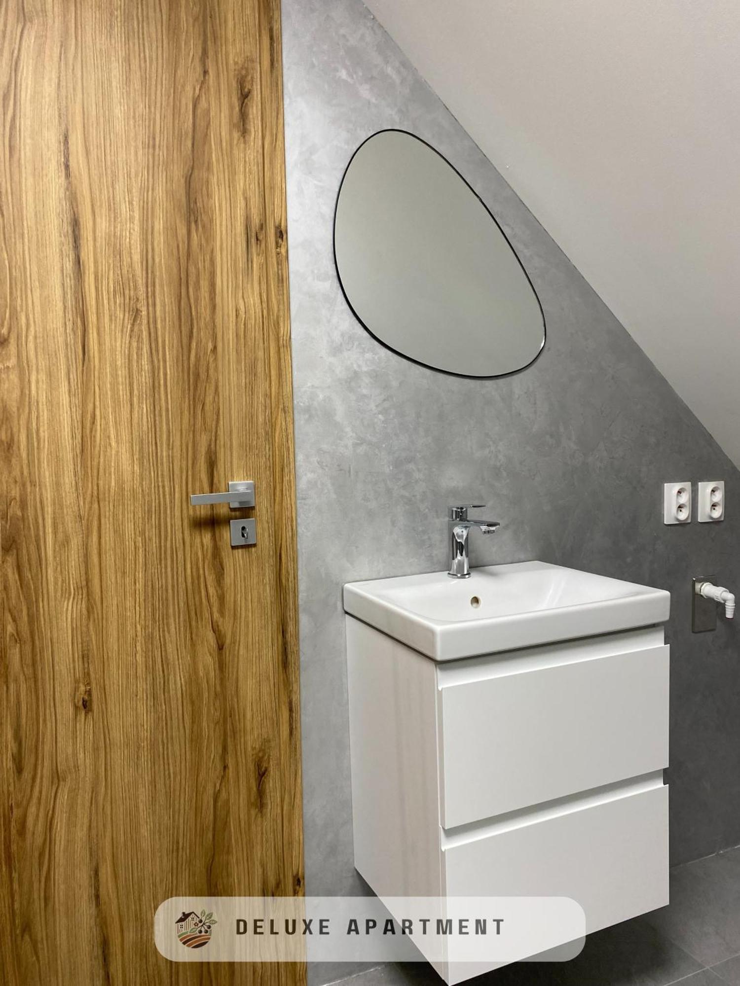 Apartmanovy Dom Visnove Екстер'єр фото