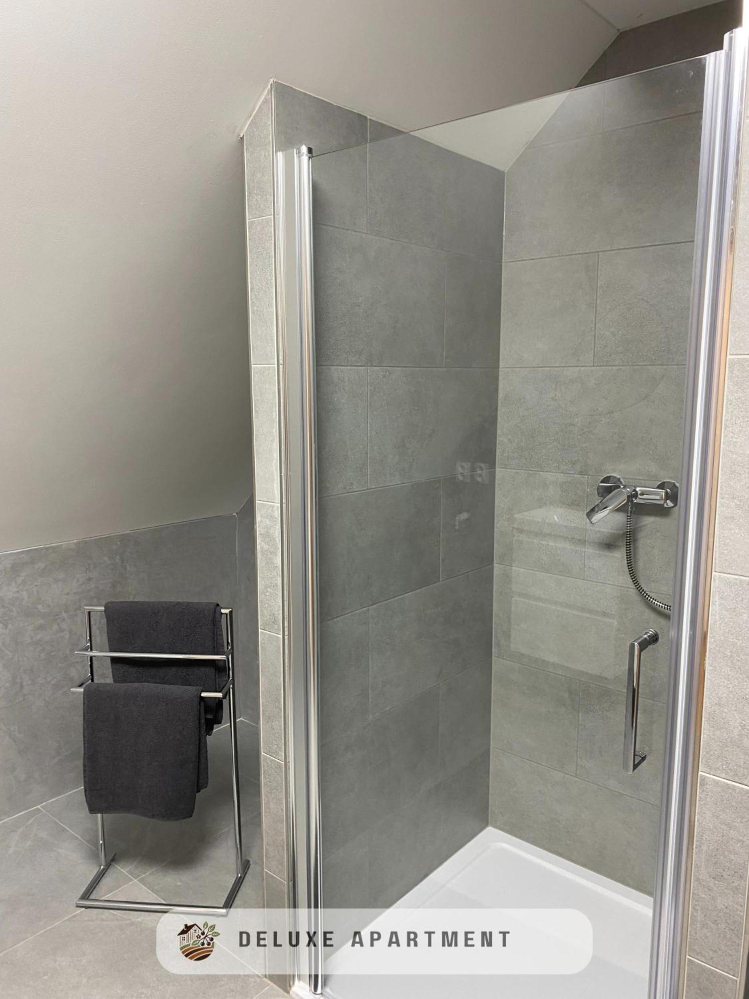 Apartmanovy Dom Visnove Екстер'єр фото